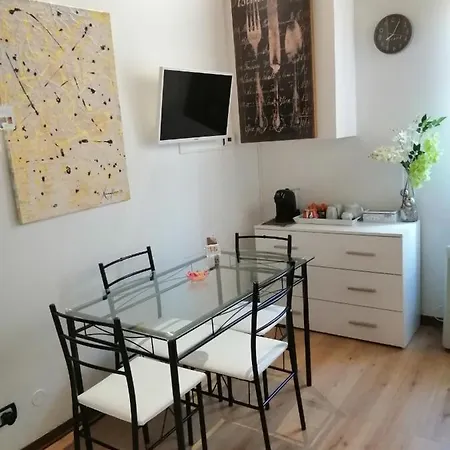 Διαμέρισμα Castle View Intero Centro Storico Βερόνα